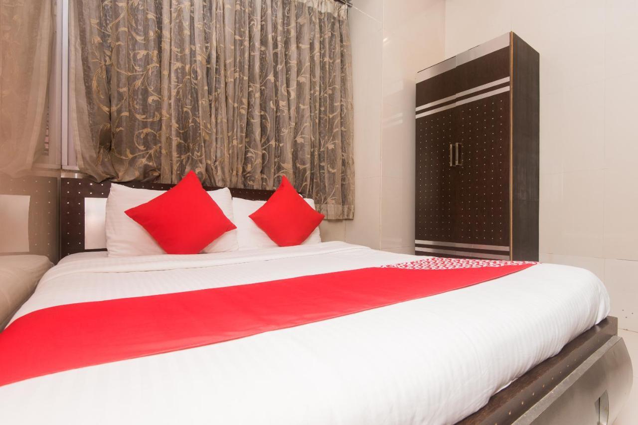 Hotel Oliver, Colaba Mumbai Exterior foto